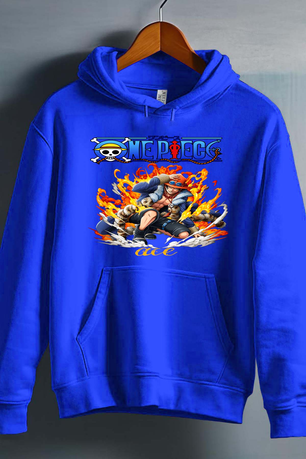 COULEUR:Bleu Roi|Sweat Capuche Garçon | Attack One Piece 06 Bleu Roi
