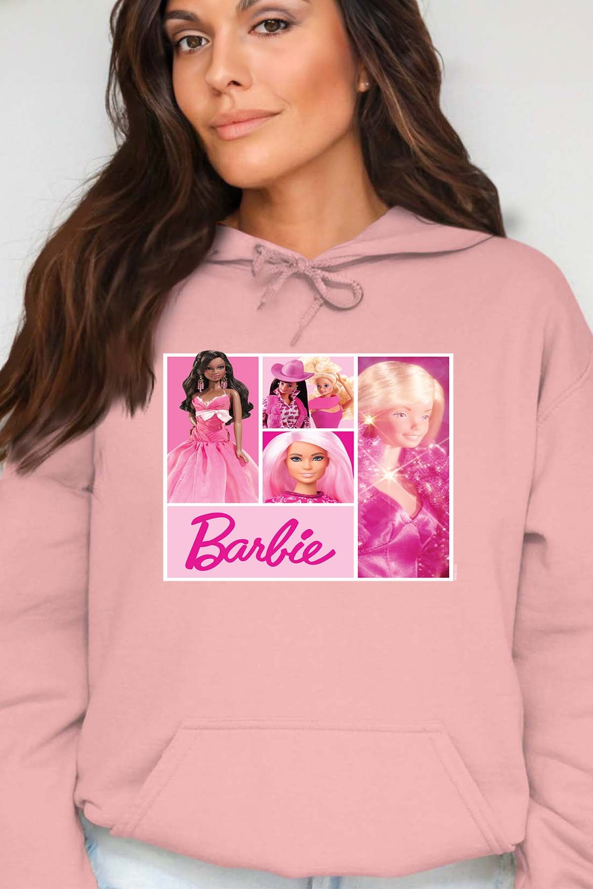 COULEUR:Rose|Sweat Capuche Femme | Barbie Dolls collage Rose