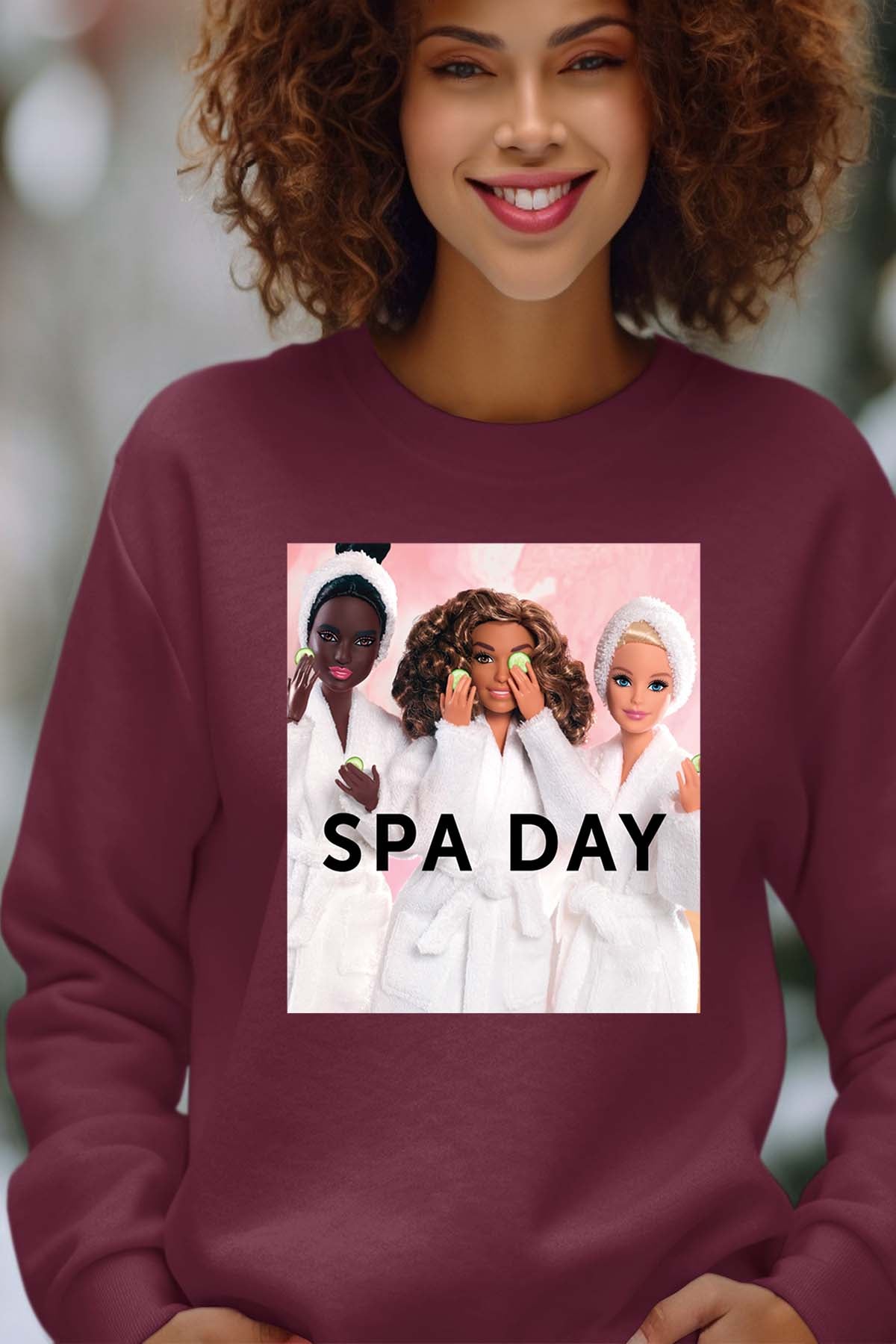 COULEUR:Bordeaux|Sweat Col Rond Femme | Barbie Spa Day Bordeaux
