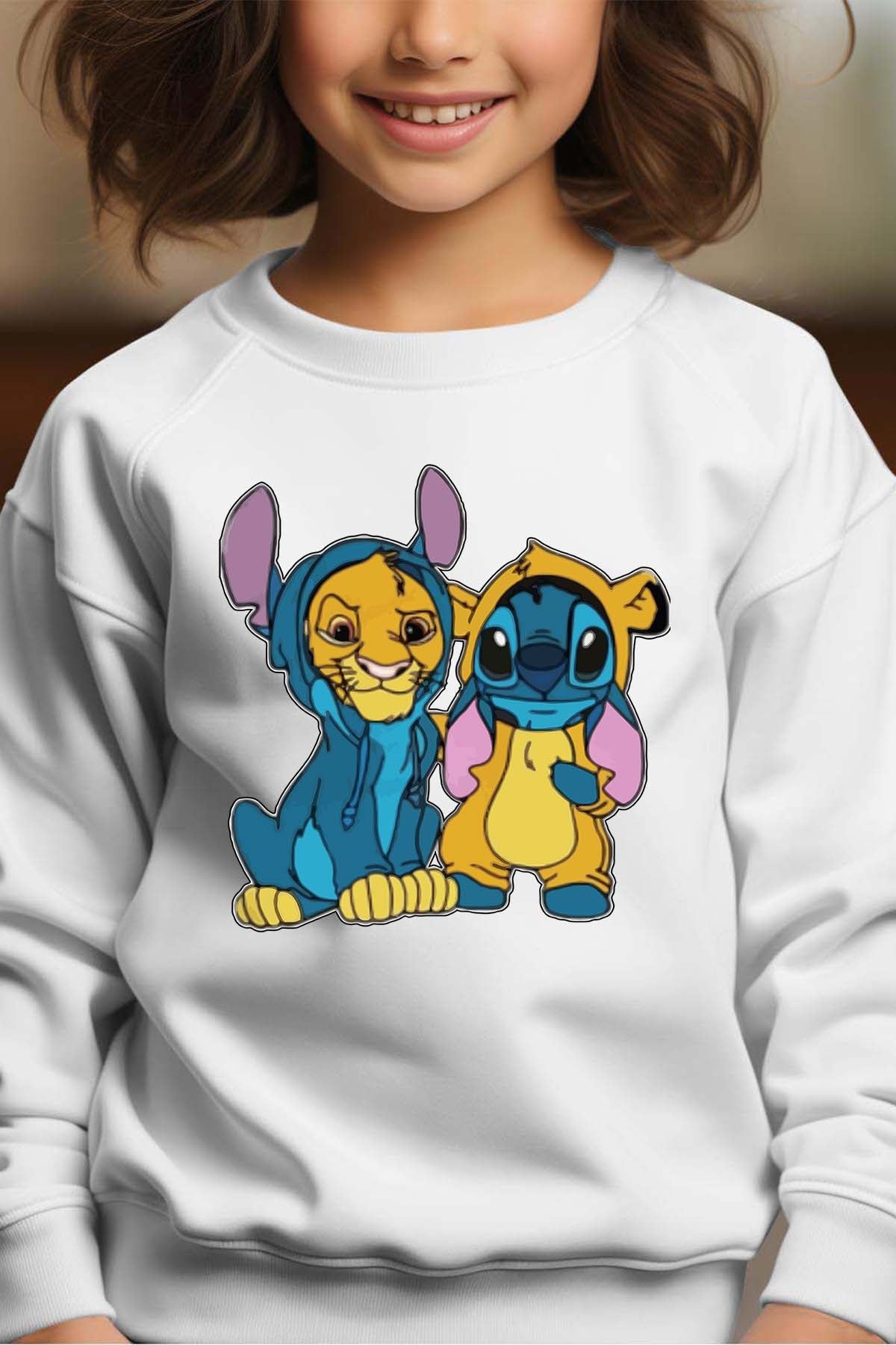 COULEUR:Blanc|Sweat Col Rond Fille | Stitch & Simba déguisé Blanc